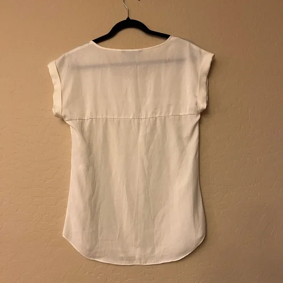 Express Cream Top - Picture 6 of 9